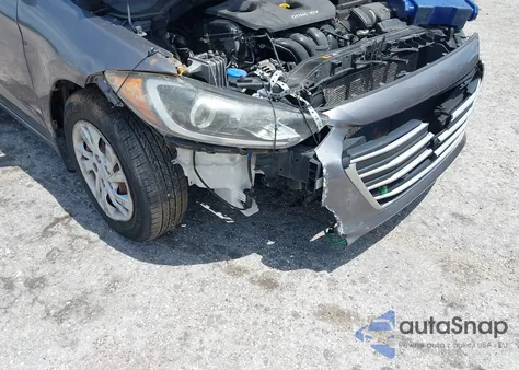 2018 Hyundai Elantra Se z USA, uszkodzony, nr VIN 5NPD74LF4JH247322